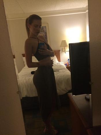 , 18  female escort, Bakersfield