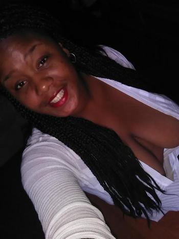 , 22  female escort, Bakersfield