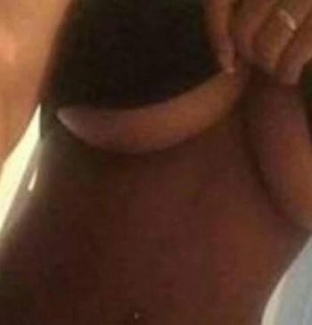 , 21  female escort, Bakersfield