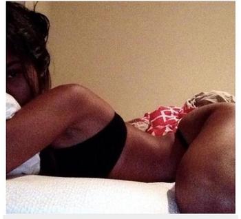 , 22  female escort, Bakersfield