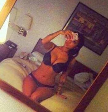 , 22  female escort, Bakersfield
