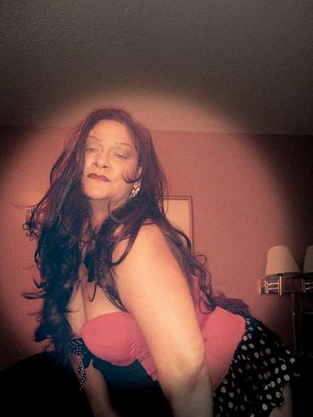 , 30  female escort, Bakersfield
