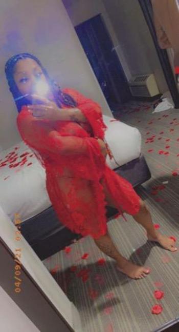 Diva, 21  female escort, Bakersfield