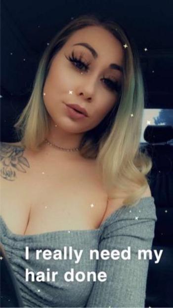 Stacey, 25  female escort, Bakersfield