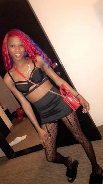 5593514251, 23 African American female escort, Bakersfield