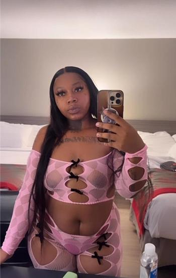 Jada, 21  female escort, Bakersfield