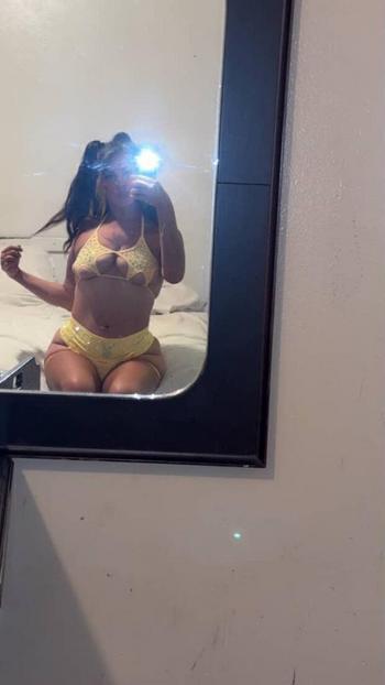 Kay, 25  female escort, Bakersfield