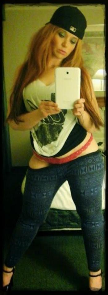 Nicole Marie, 40  female escort, Bakersfield