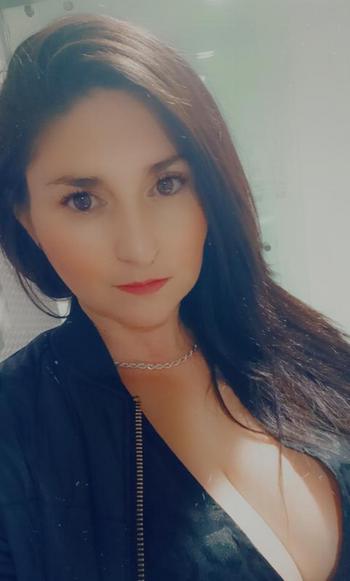 559-422-0501, 45  female escort, Bakersfield