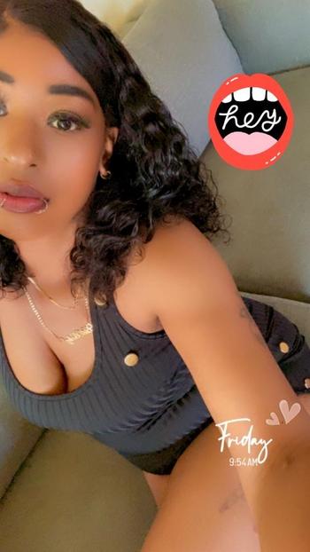 Karisma , 29  female escort, Bakersfield