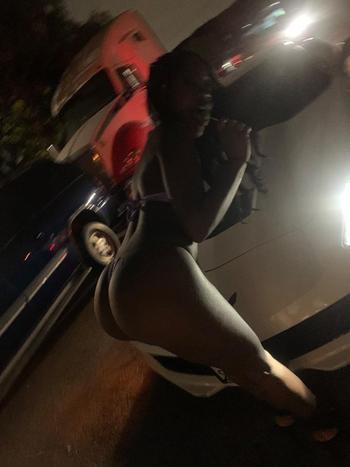 Chocolate , 21  female escort, Bakersfield