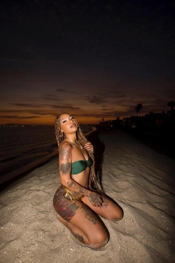 Chanel, 26  female escort, Bakersfield