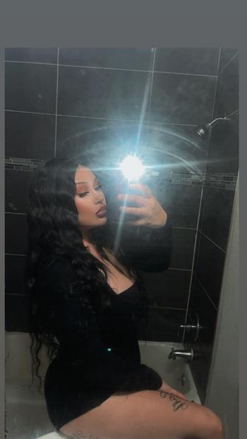Brooklyn, 23  female escort, Bakersfield
